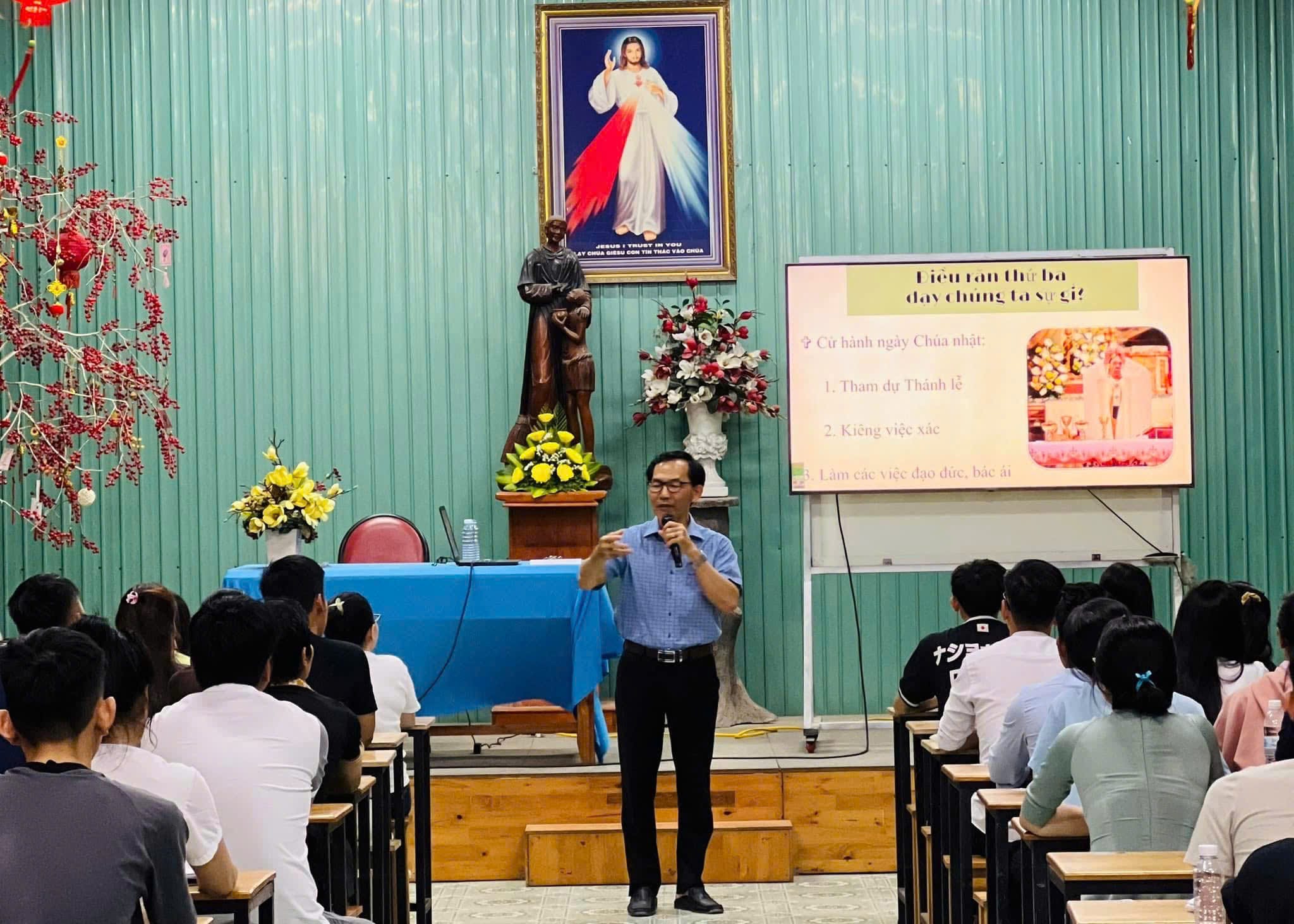 Hình ảnh giới thiệu trung tâm giáo lý