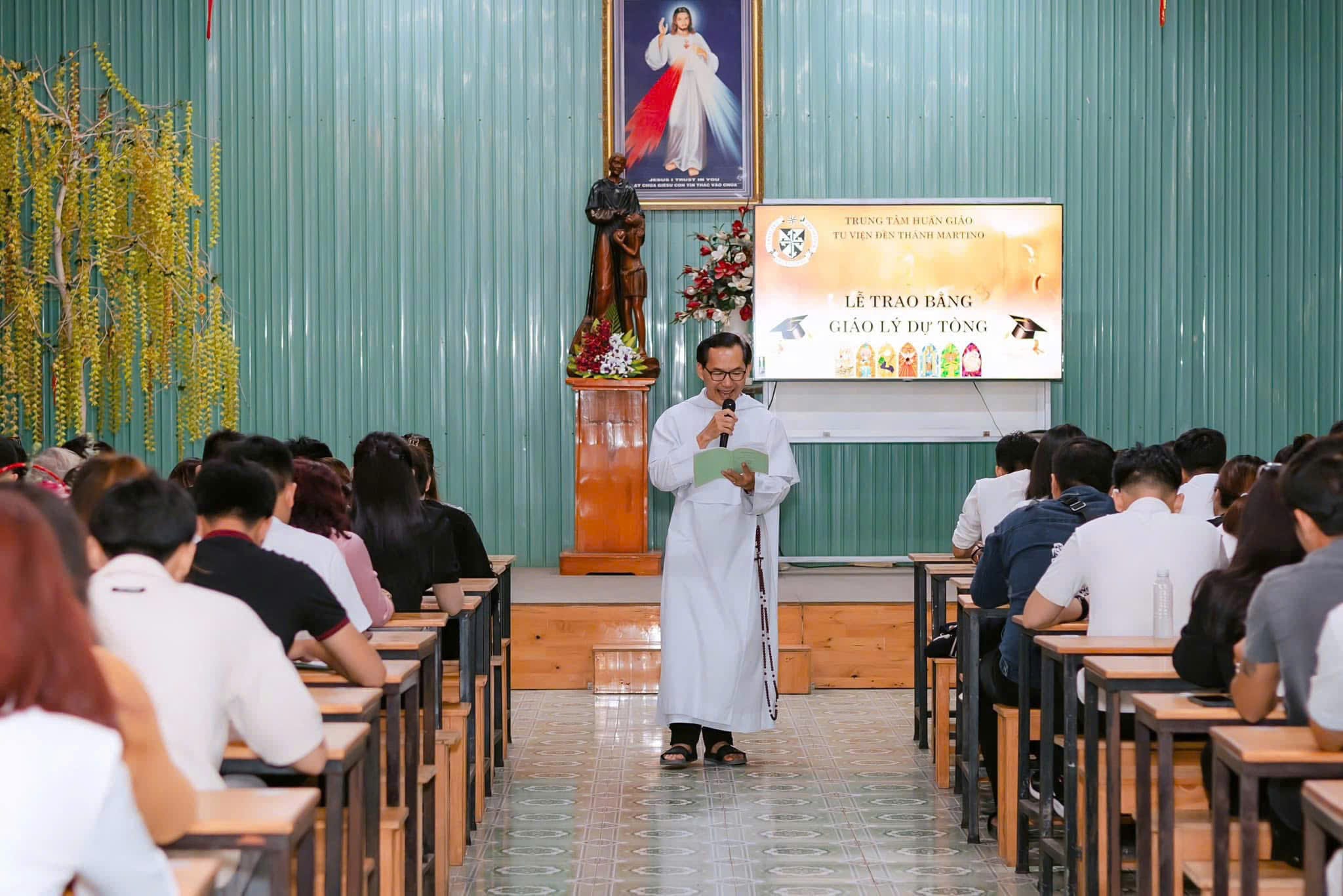 Hình ảnh giới thiệu trung tâm giáo lý